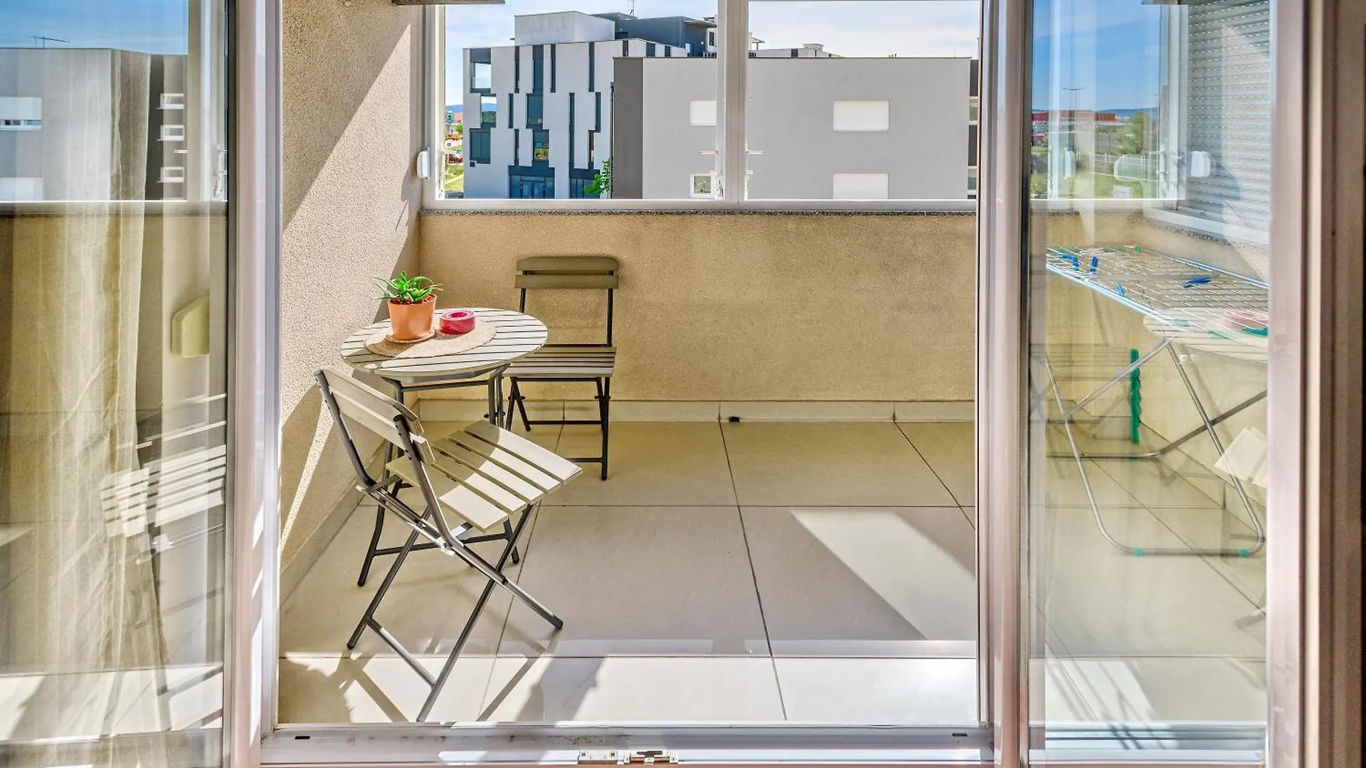 Duplex Apartment In Peaceful Area - زادار