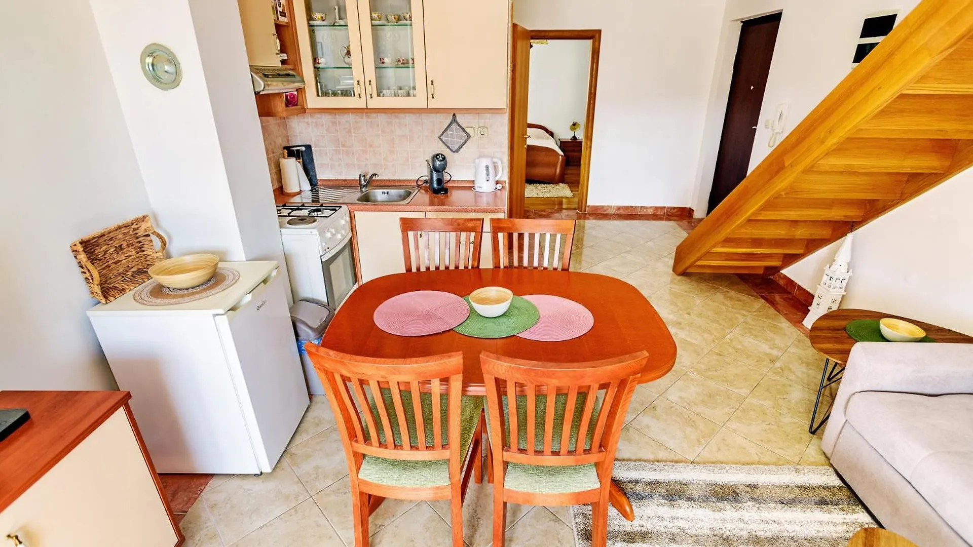 Duplex Apartment In Peaceful Area - زادار 0*,