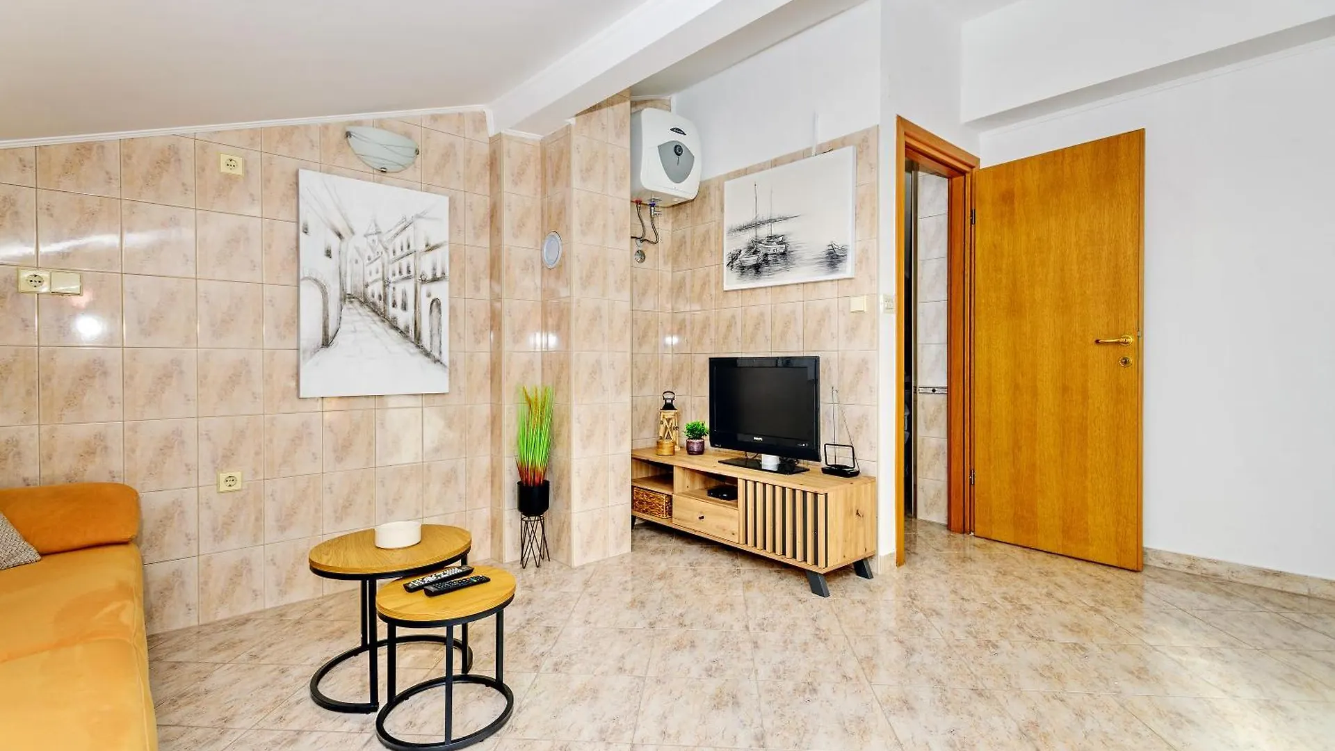 Duplex Apartment In Peaceful Area - زادار